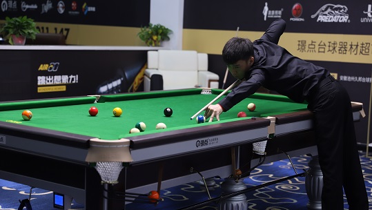 联的比赛中 联的比赛中